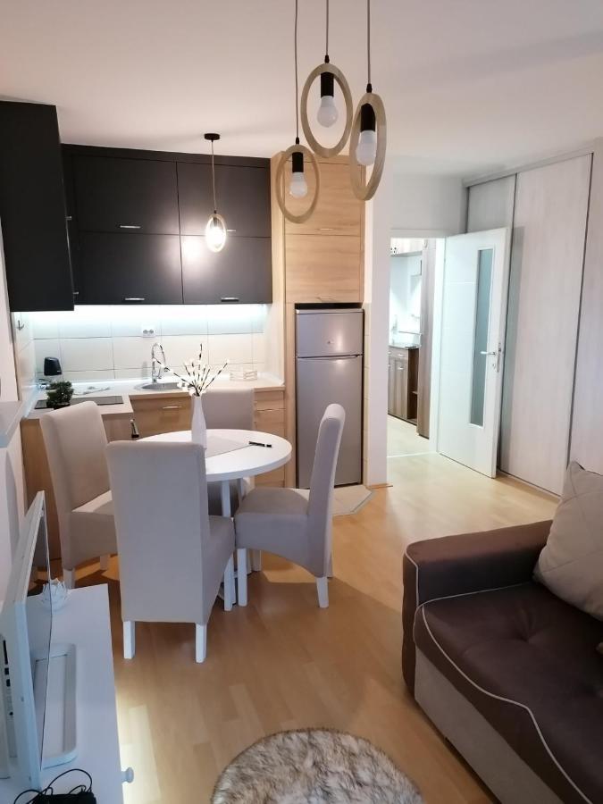 Emili Apartman Jagodina Exterior photo